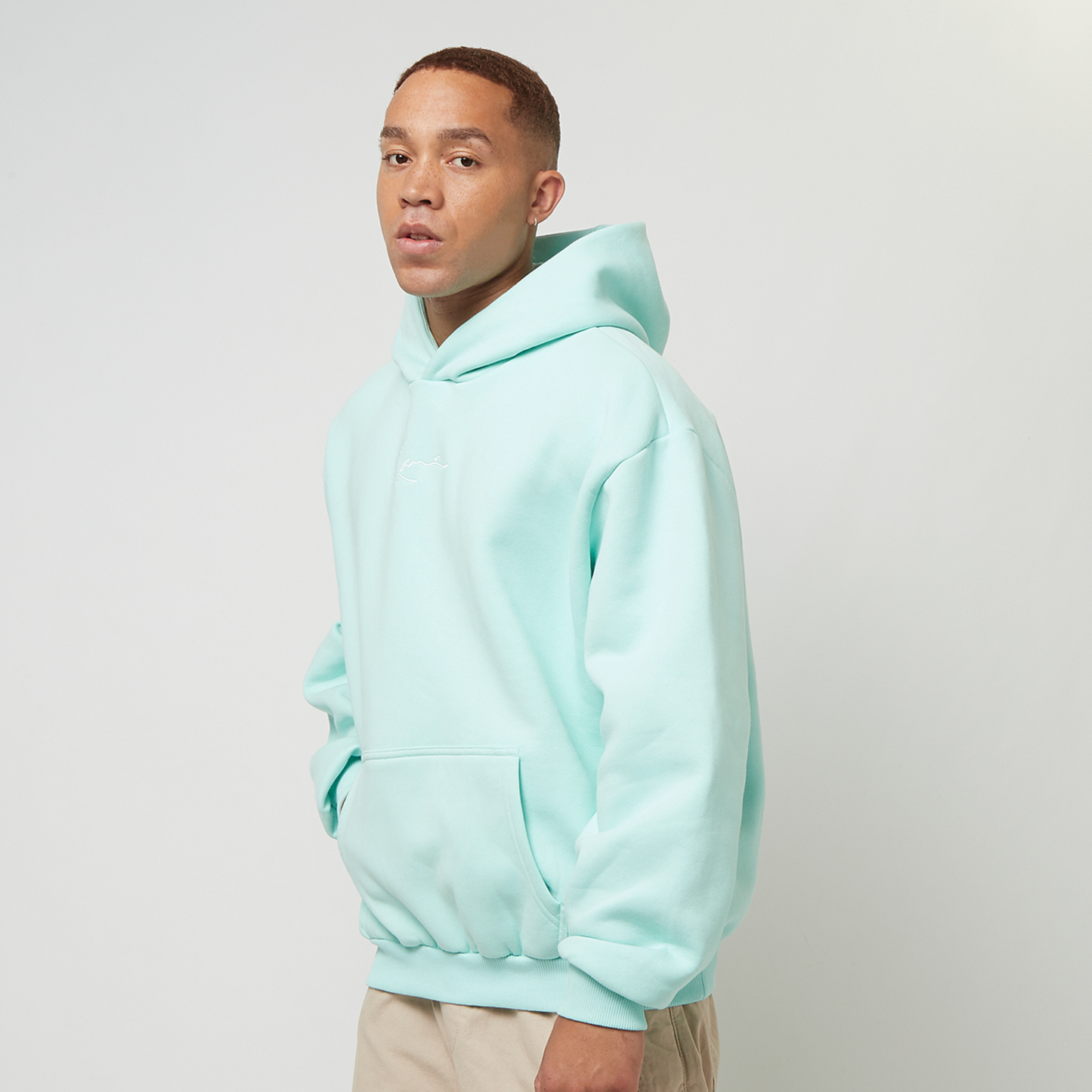 Felpa Karl Kani
Small Signature Essential OS Hoodie light blue