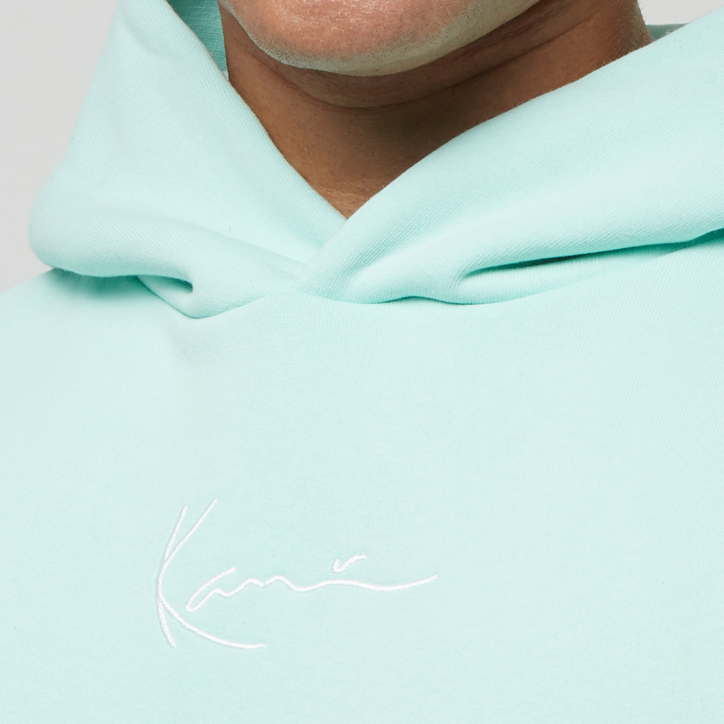 Felpa Karl Kani
Small Signature Essential OS Hoodie light blue